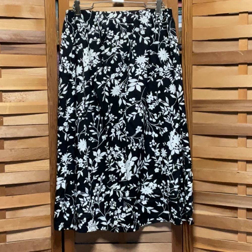 Blair Black White Floral Midi A-Line Skirt Women M Floral Rayon